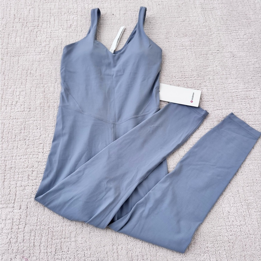 NWT Lululemon Align Bodysuit 25"
Chambray size 6